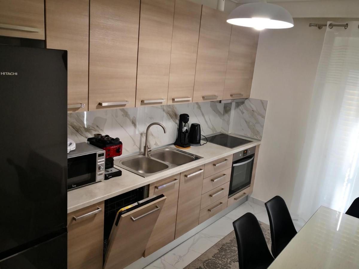 Cozy Sea View Apartment In Paralia Екстериор снимка