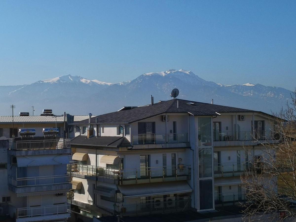 Cozy Sea View Apartment In Paralia Екстериор снимка