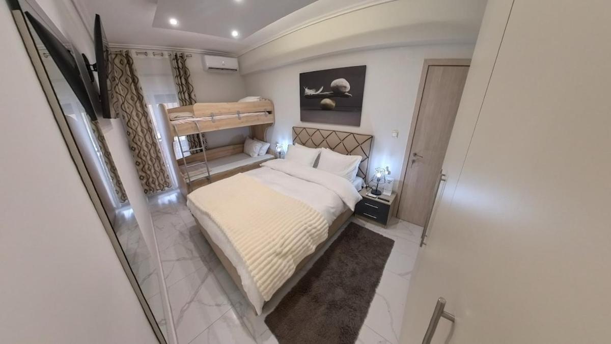 Cozy Sea View Apartment In Paralia Екстериор снимка