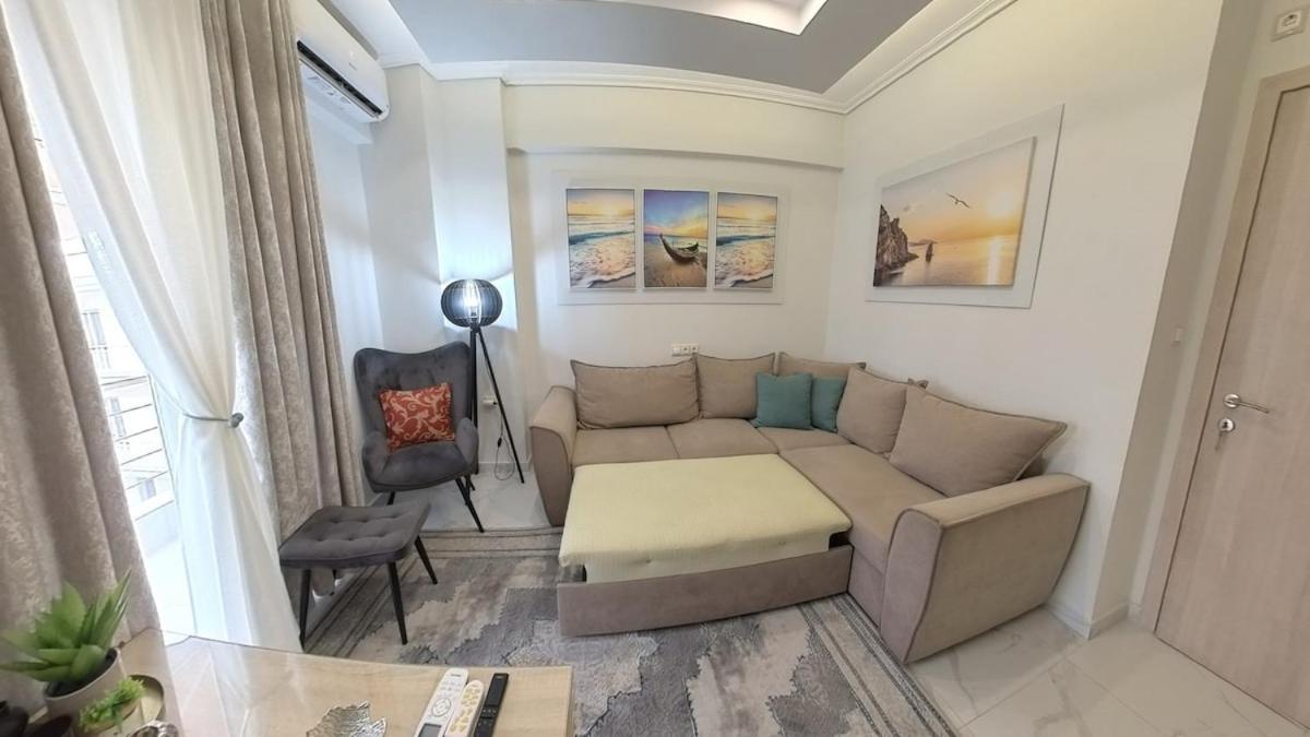 Cozy Sea View Apartment In Paralia Екстериор снимка