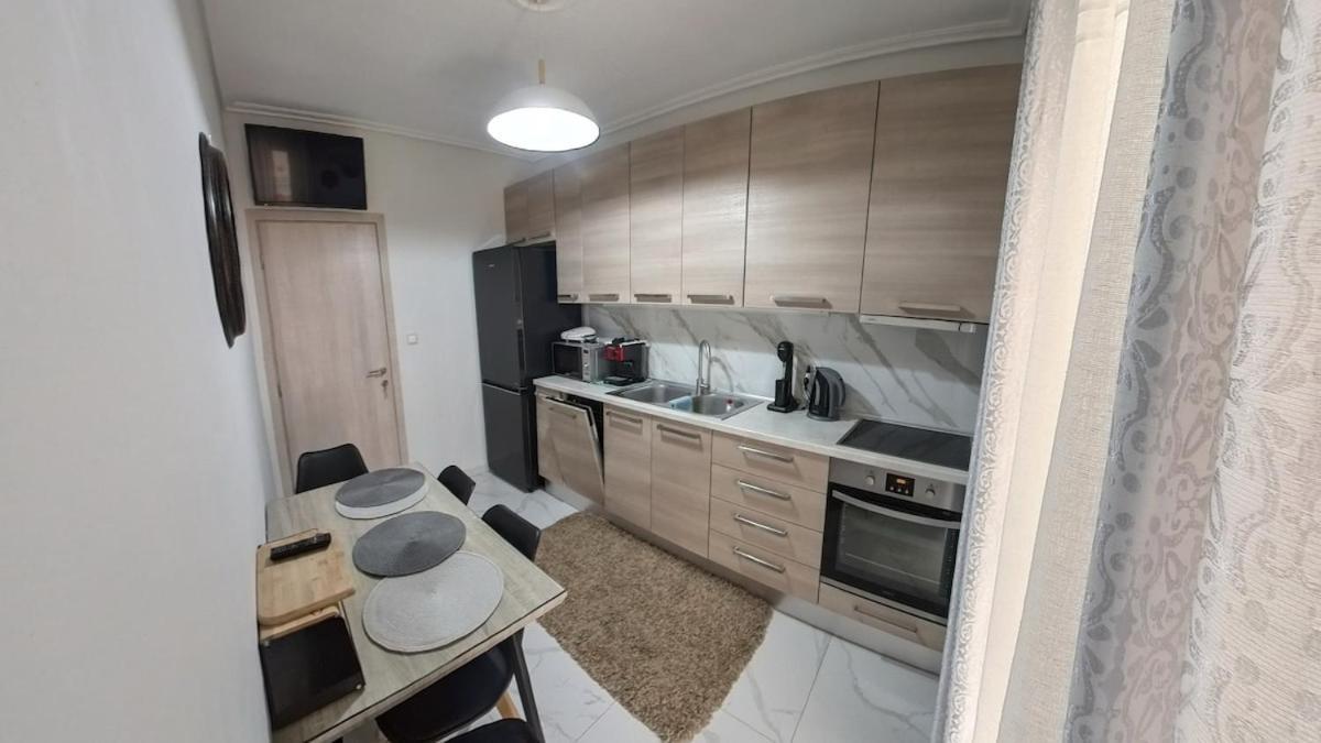 Cozy Sea View Apartment In Paralia Екстериор снимка